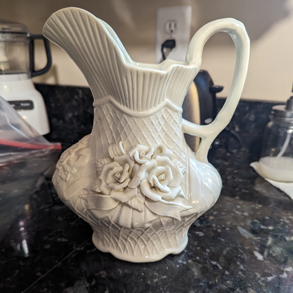 Pitcher / Vase